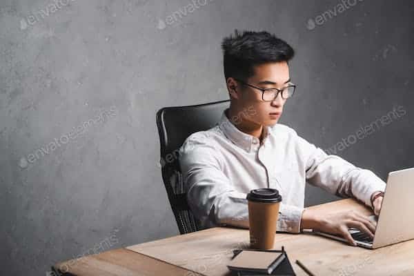 How to Create a Winning SEO Strategy for UK Specialized Law Firms?